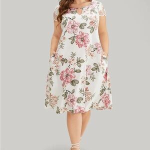 Bloom chic Floral Cap Sleeve Keyhole Dress 18-20/2X